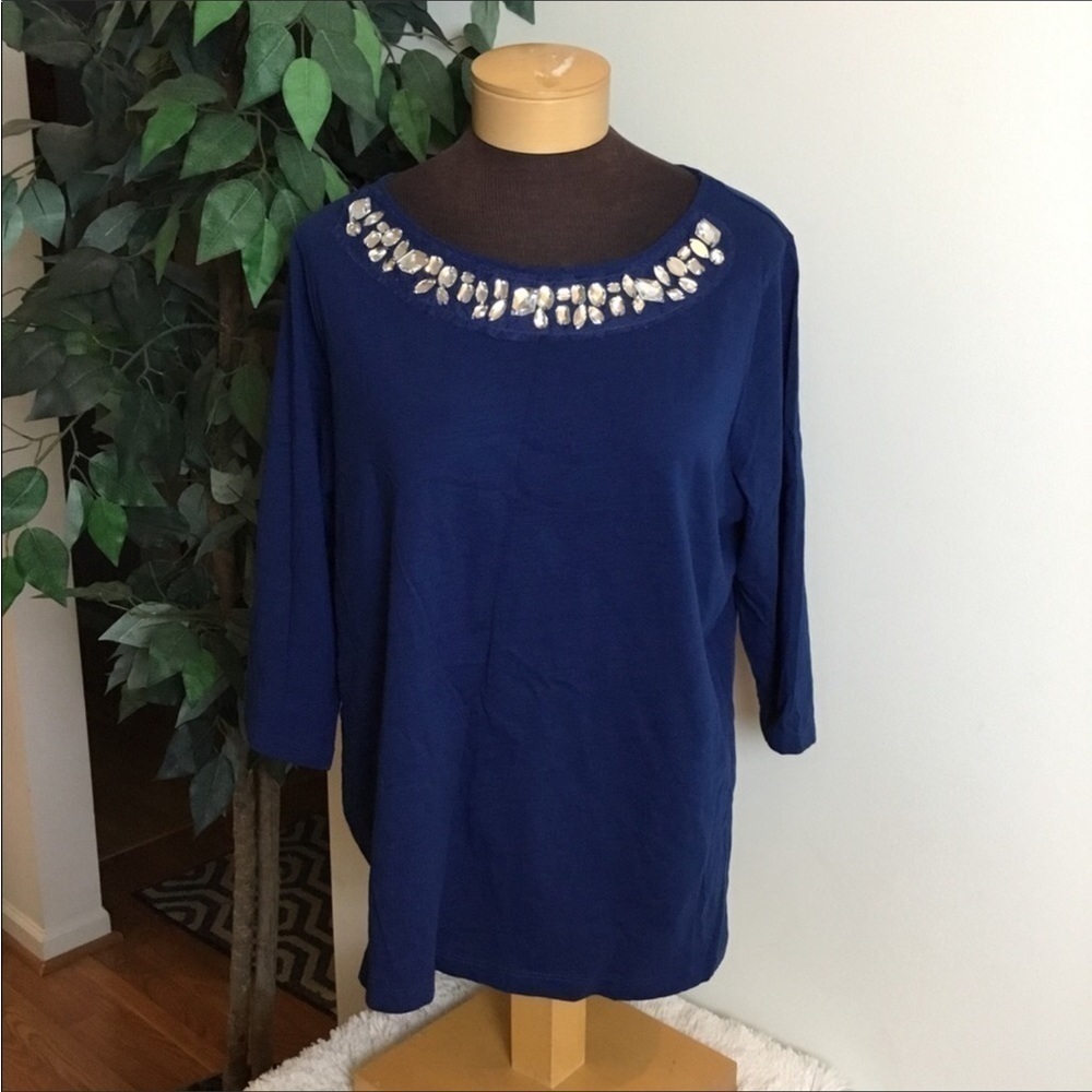 St John’s Bay pull over top Woman’s 1X blue with bead detail on neckline